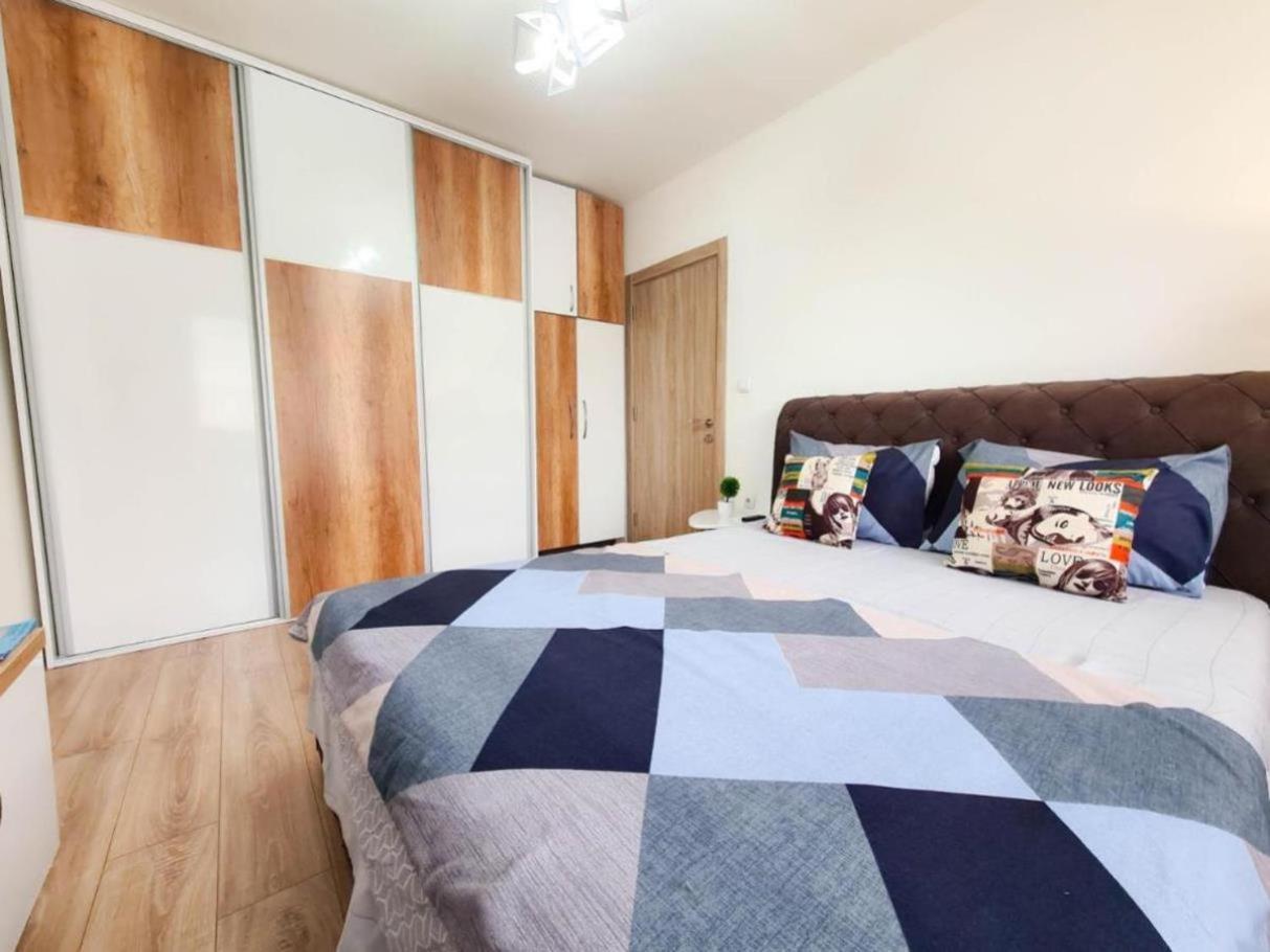 Rooftop Apartment At Mainsquare Скопье Экстерьер фото