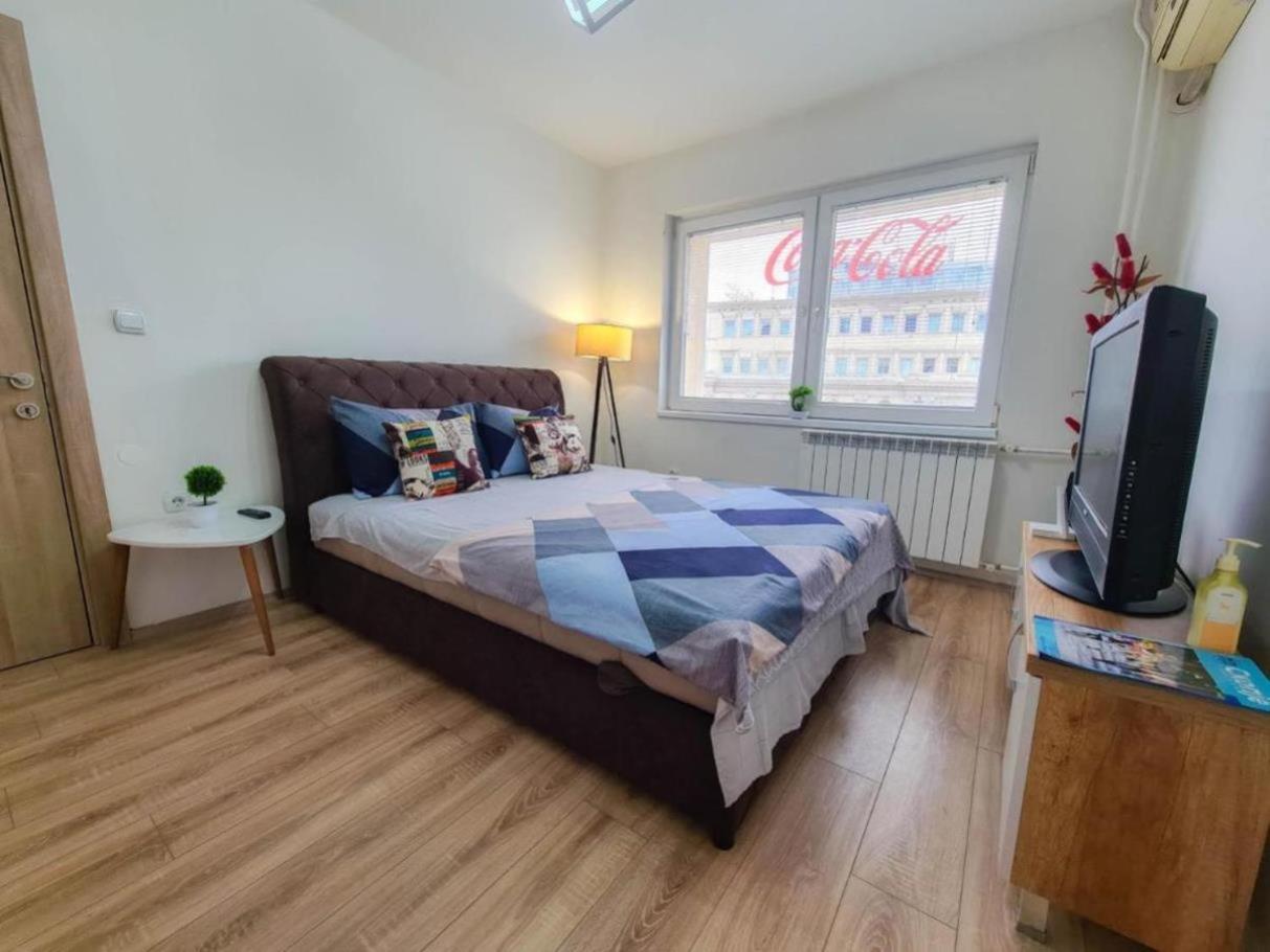 Rooftop Apartment At Mainsquare Скопье Экстерьер фото