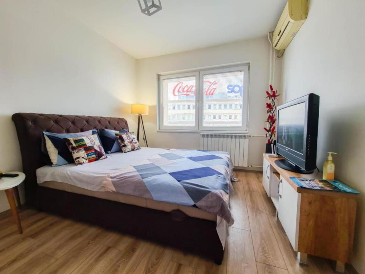 Rooftop Apartment At Mainsquare Скопье Экстерьер фото