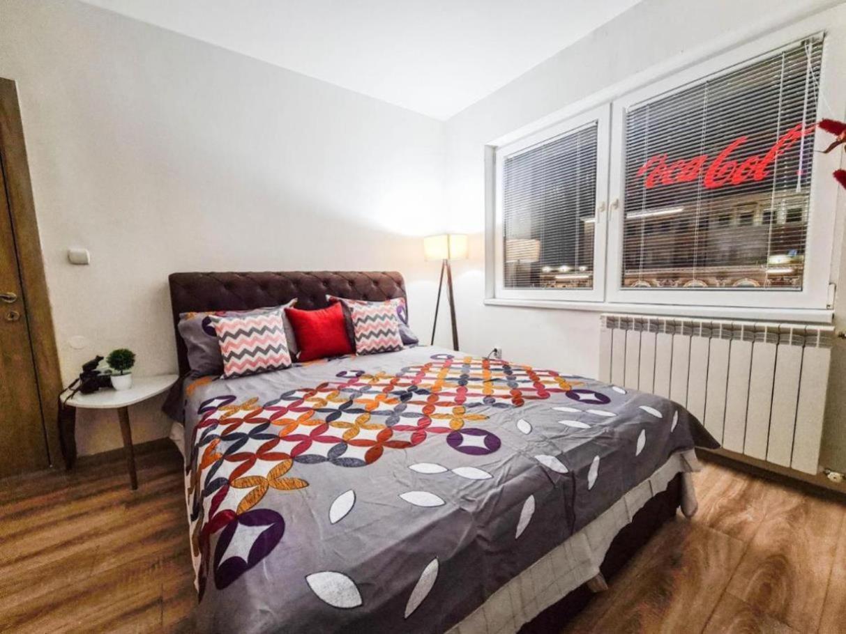 Rooftop Apartment At Mainsquare Скопье Экстерьер фото