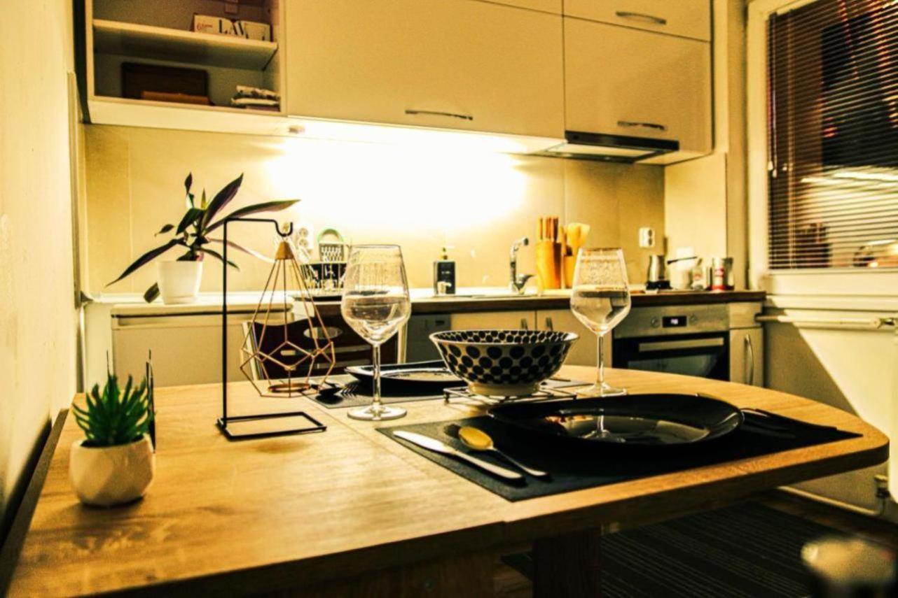 Rooftop Apartment At Mainsquare Скопье Экстерьер фото