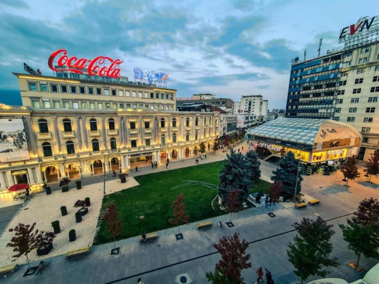Rooftop Apartment At Mainsquare Скопье Экстерьер фото