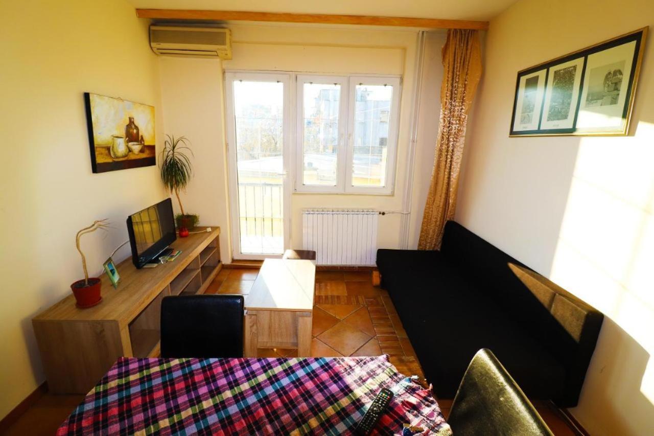 Rooftop Apartment At Mainsquare Скопье Экстерьер фото