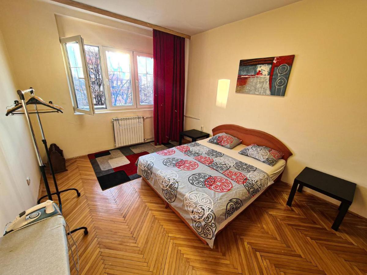 Rooftop Apartment At Mainsquare Скопье Экстерьер фото