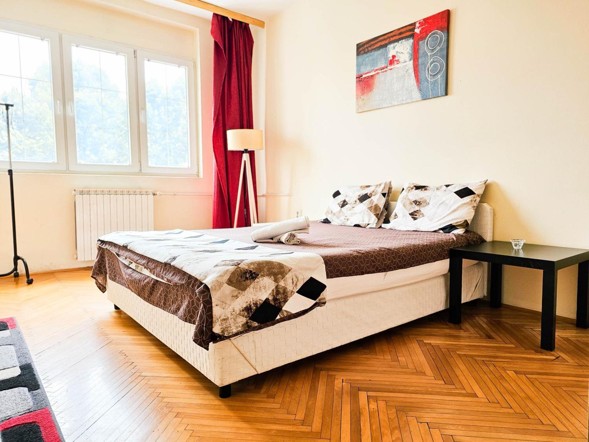 Rooftop Apartment At Mainsquare Скопье Экстерьер фото