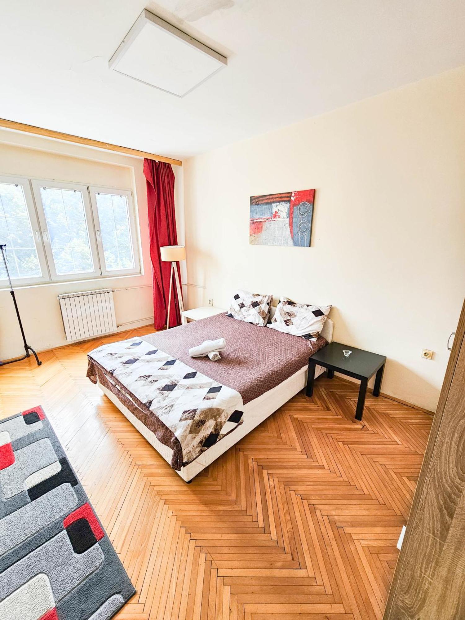 Rooftop Apartment At Mainsquare Скопье Экстерьер фото