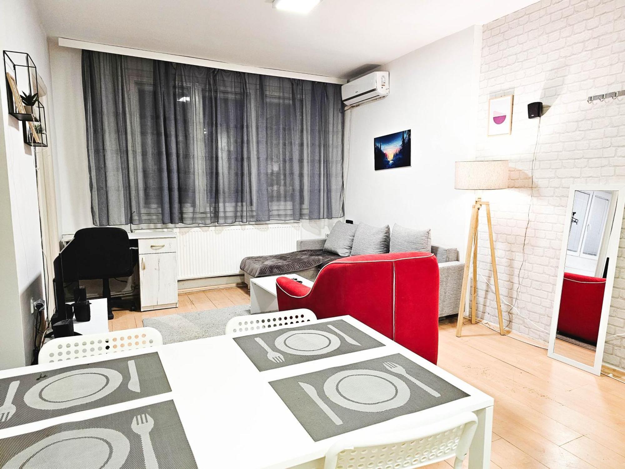 Rooftop Apartment At Mainsquare Скопье Экстерьер фото